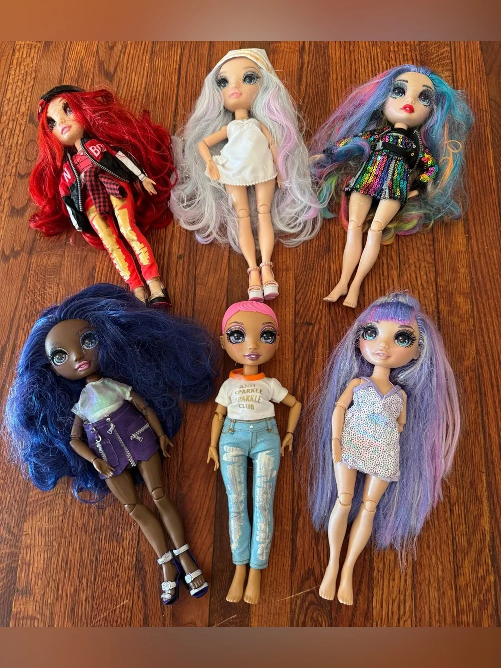 HUGE 300+ pc Rainbow High Dolls Clothing, Shoes & Accessories Etc.